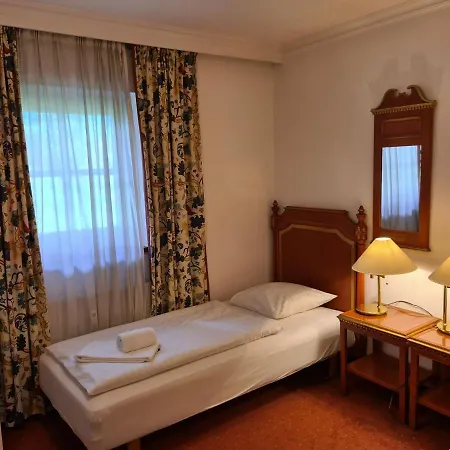 Select 13by Alpina Apartmán Piesendorf