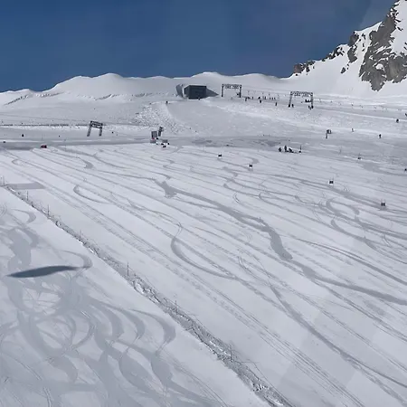 Select 13by Alpina 公寓